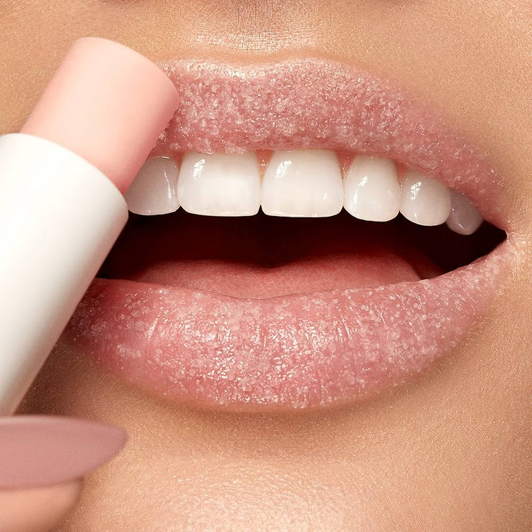 ست لیپ گلاس و اسکراب لب کیکو KIKO PERFECT LIPS CARING SET